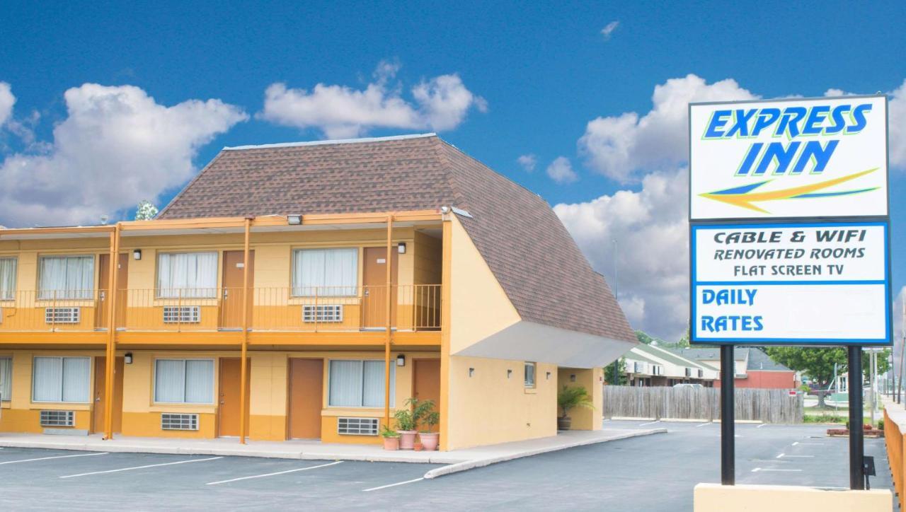 Express Inn Newport News Zewnętrze zdjęcie