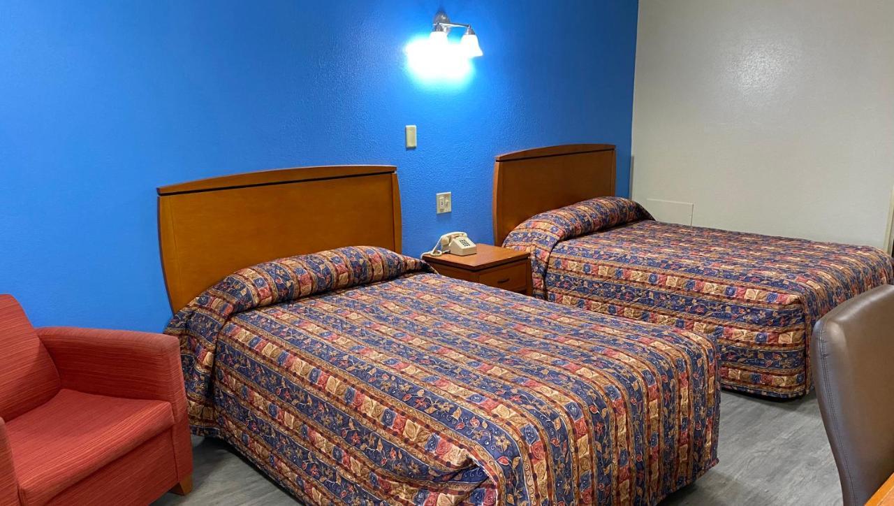 Express Inn Newport News Zewnętrze zdjęcie