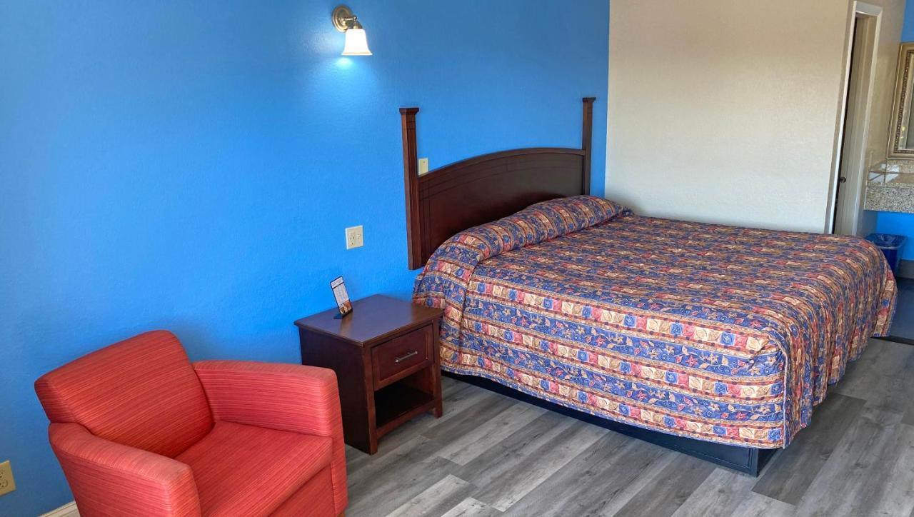 Express Inn Newport News Zewnętrze zdjęcie