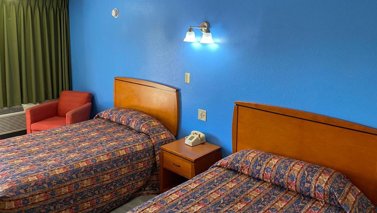 Express Inn Newport News Zewnętrze zdjęcie